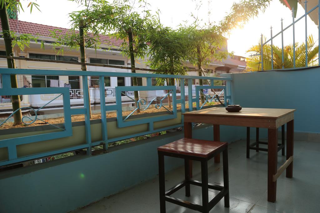 I Bed Hostel Siem Reap Extérieur photo